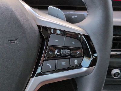 2026 BMW 3 Series — photo 28 view