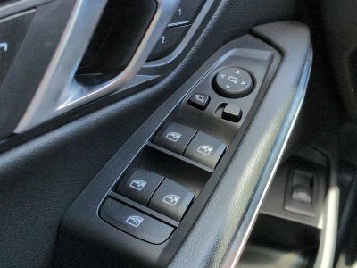 2026 BMW 3 Series — photo 26 view