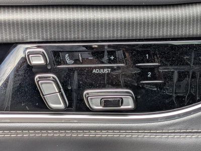2026 Jeep Grand Wagoneer — photo 22 view