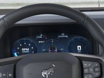 2026 Ford Bronco — photo 13 view