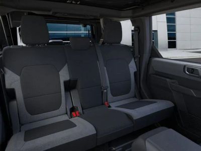 2026 Ford Bronco — photo 11 view