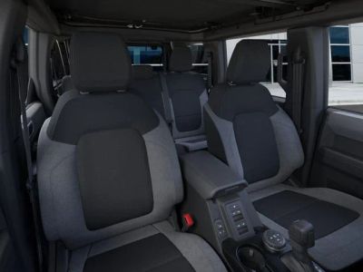 2026 Ford Bronco — photo 10 view