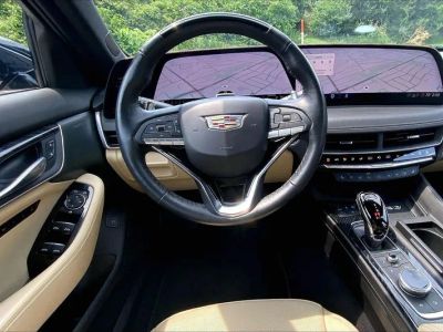 2025 Cadillac CT5 — detail view