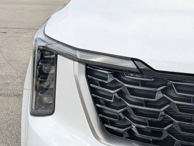 2026 Kia Sorento — photo 10 view