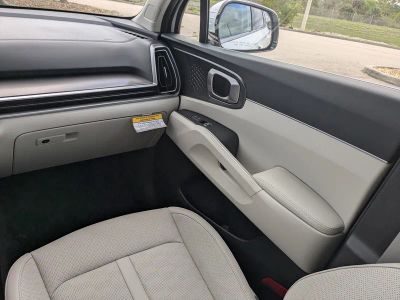 2026 Kia Sorento — photo 21 view