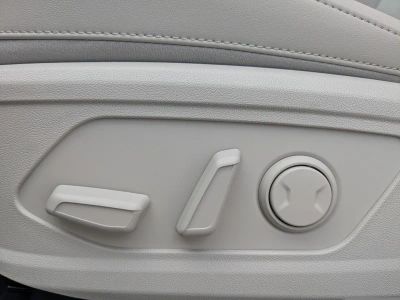 2026 Kia Sorento — photo 24 view