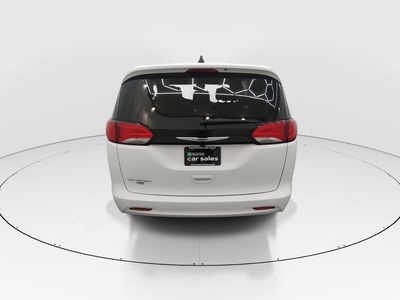 2023 Chrysler Voyager - Photo 6