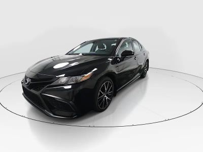 2023 Toyota Camry - Photo 3