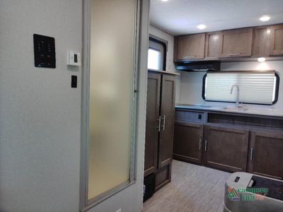 2019 Forest River RV No Boundaries — photo 31 view