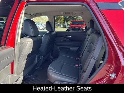 2023 Nissan Pathfinder SL - Photo 18