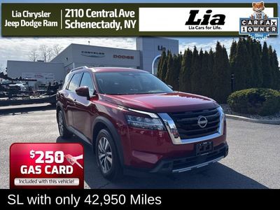 2023 Nissan Pathfinder SL - Photo 2