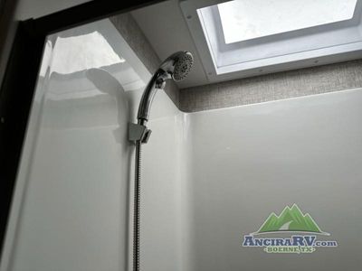 2025 Tiffin Motorhomes Wayfarer - Photo 18