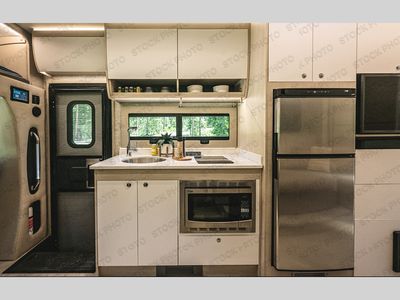 2025 Tiffin Motorhomes Wayfarer - Photo 32