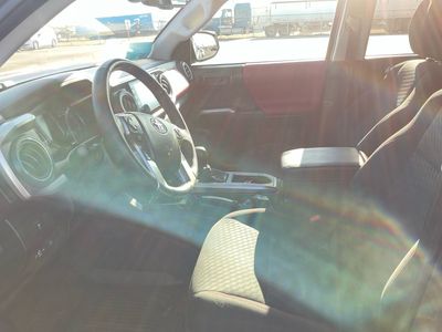 2023 Toyota Tacoma — photo 9 view