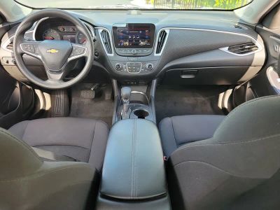 2023 Chevrolet Malibu — photo 12 view
