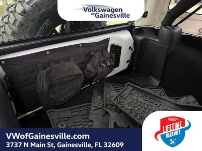 2015 Jeep Wrangler — photo 9 view