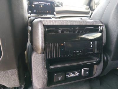 2023 Jeep Wagoneer L - Photo 20