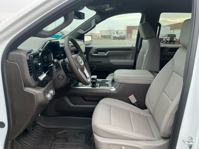 2026 GMC Sierra 1500 - Photo 10