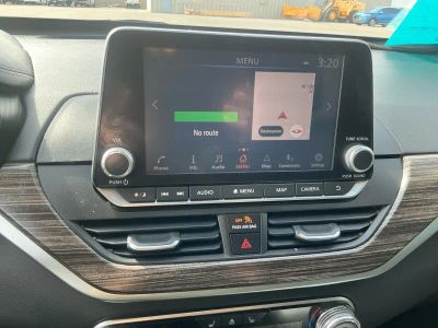 2019 Nissan Altima — photo 11 view