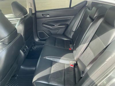 2019 Nissan Altima — photo 16 view