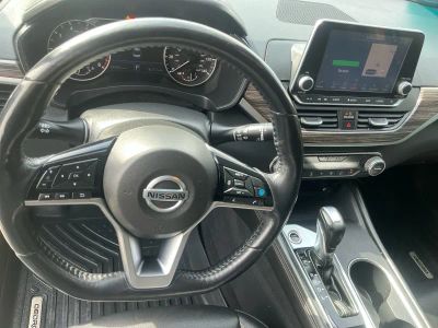 2019 Nissan Altima — photo 14 view