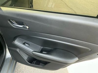 2019 Nissan Altima — photo 19 view