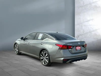 2019 Nissan Altima — interior view
