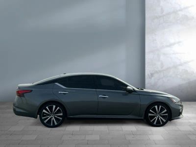 2019 Nissan Altima — photo 7 view