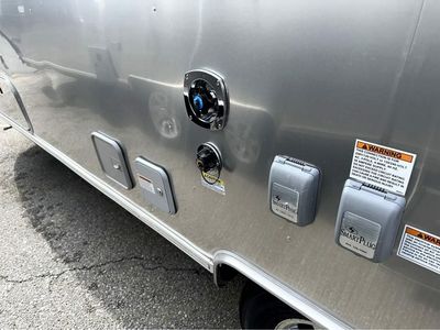 2025 AIRSTREAM FLYING CLOUD - Photo 10