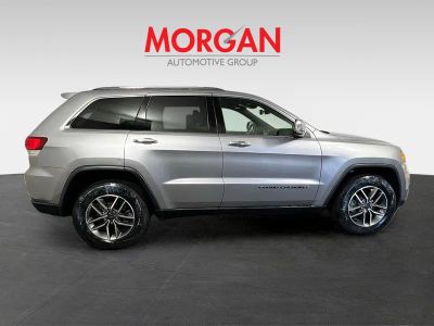 2021 Jeep Grand Cherokee — side profile view