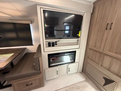 2026 Coachmen RV Freedom Express Ultra Lite - Photo 33