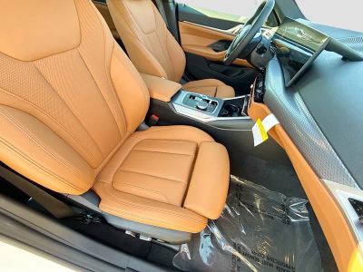 2026 BMW i4 — photo 14 view