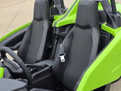 2025 Polaris Slingshot Slingshot SL AutoDrive Liquid Lime - Photo 15