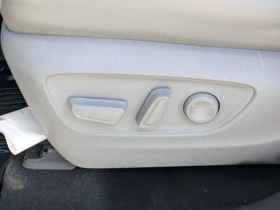 2022 Toyota Highlander — photo 25 view
