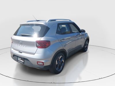 2025 Hyundai Venue - Photo 7