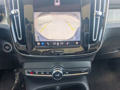2023 Volvo XC40 — photo 26 view