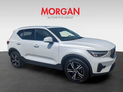 2023 Volvo XC40 — side profile view