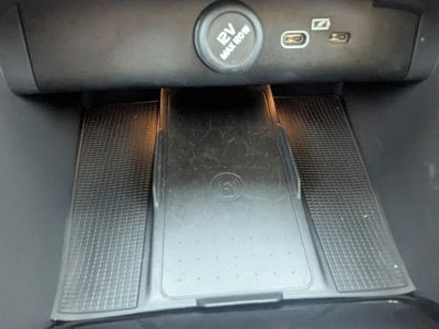 2023 Volvo XC40 — photo 28 view