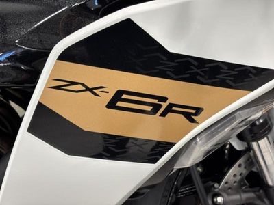 2026 Kawasaki Ninja ZX-6R ABS - Photo 17