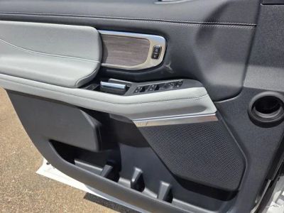 2026 Ford Expedition - Photo 15