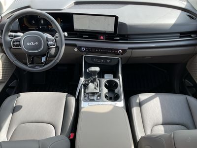 2026 Kia Carnival — photo 12 view