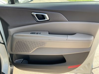 2026 Kia Carnival — photo 21 view