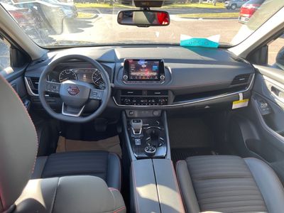 2026 Nissan Rogue — photo 10 view