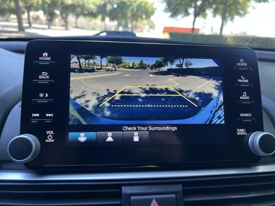 2020 Honda Accord - Photo 24