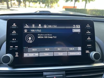 2020 Honda Accord - Photo 18