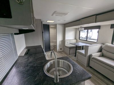 2023 Prime Time Tracer LE - Photo 23