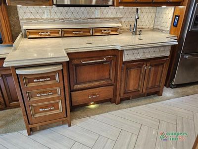 2015 Tiffin Motorhomes Allegro Bus — photo 19 view