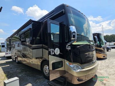 2015 Tiffin Motorhomes Allegro Bus — front three-quarter view