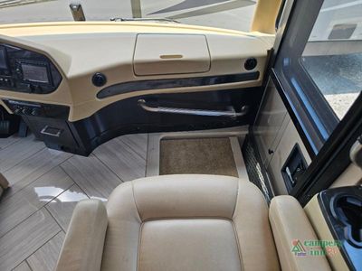 2015 Tiffin Motorhomes Allegro Bus — photo 14 view