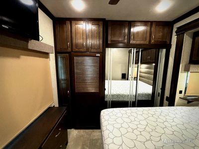 2019 Forest River Cedar Creek Cottage — photo 19 view